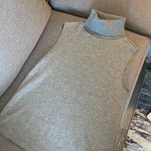 Zara turtleneck sleeveless sweater